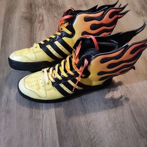 Adidas Men's Yellow and Black Flame Sneakers